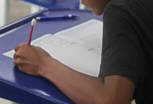 Alunos e professores participam hoje de Olimpíada de Matemática