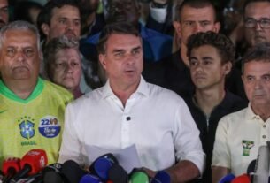 Flávio não reconhece vitória de Lula e tentará anulação do pleito